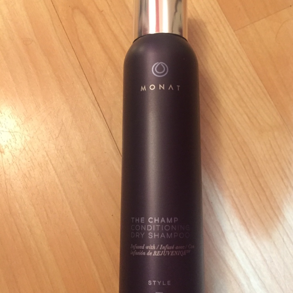 Monat Conditioning Dry Shampoo